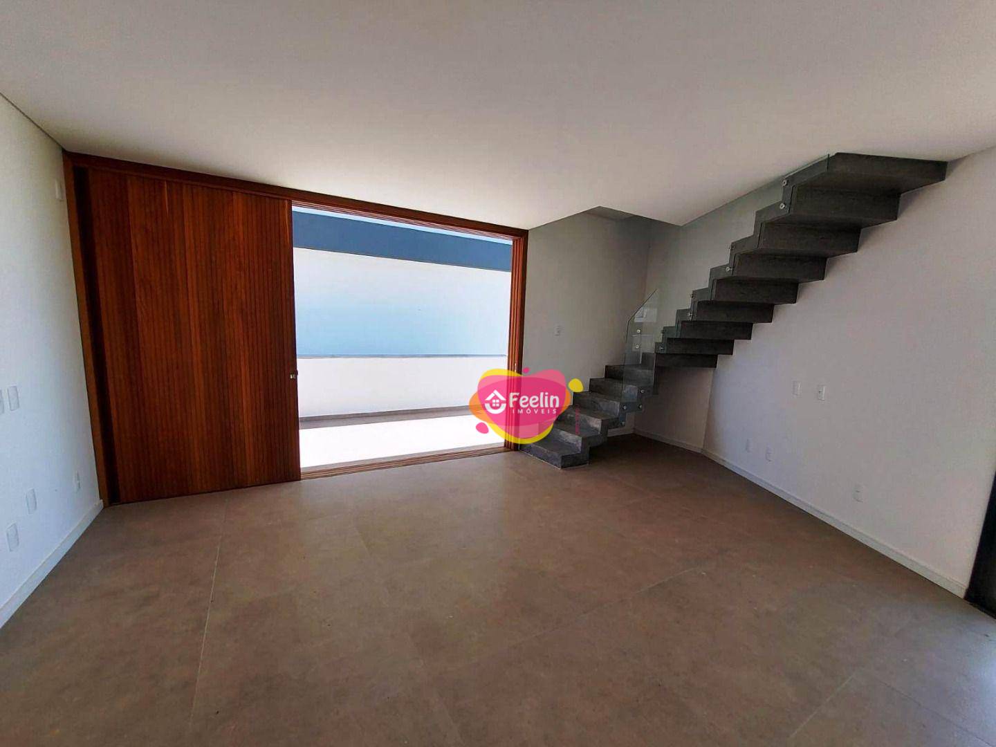 Casa à venda com 3 quartos, 155m² - Foto 4