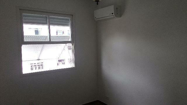 Apartamento à venda com 2 quartos, 75m² - Foto 13