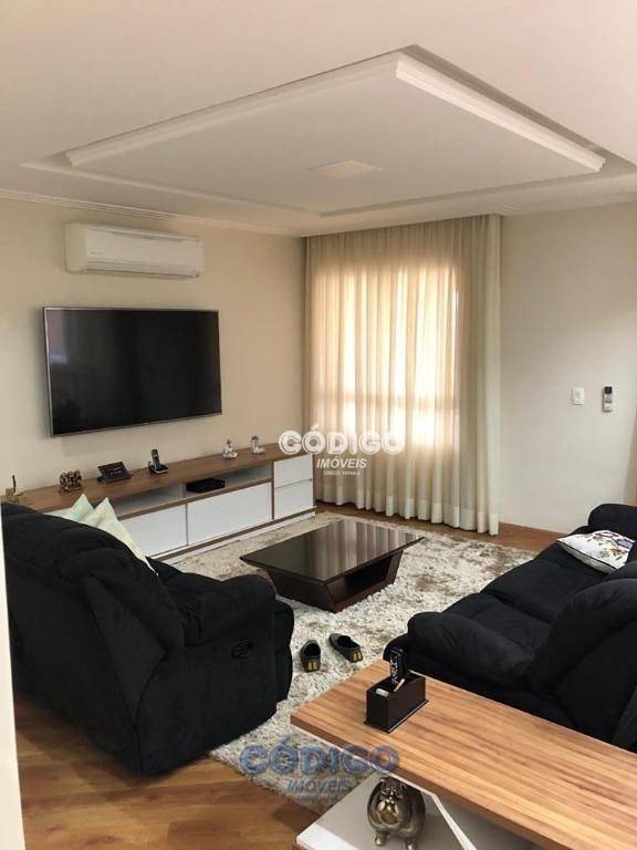 Apartamento à venda com 3 quartos, 194m² - Foto 11