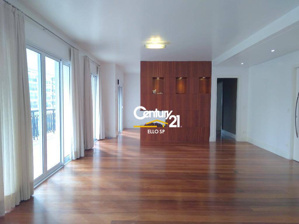 Apartamento para alugar com 3 quartos, 190m² - Foto 1