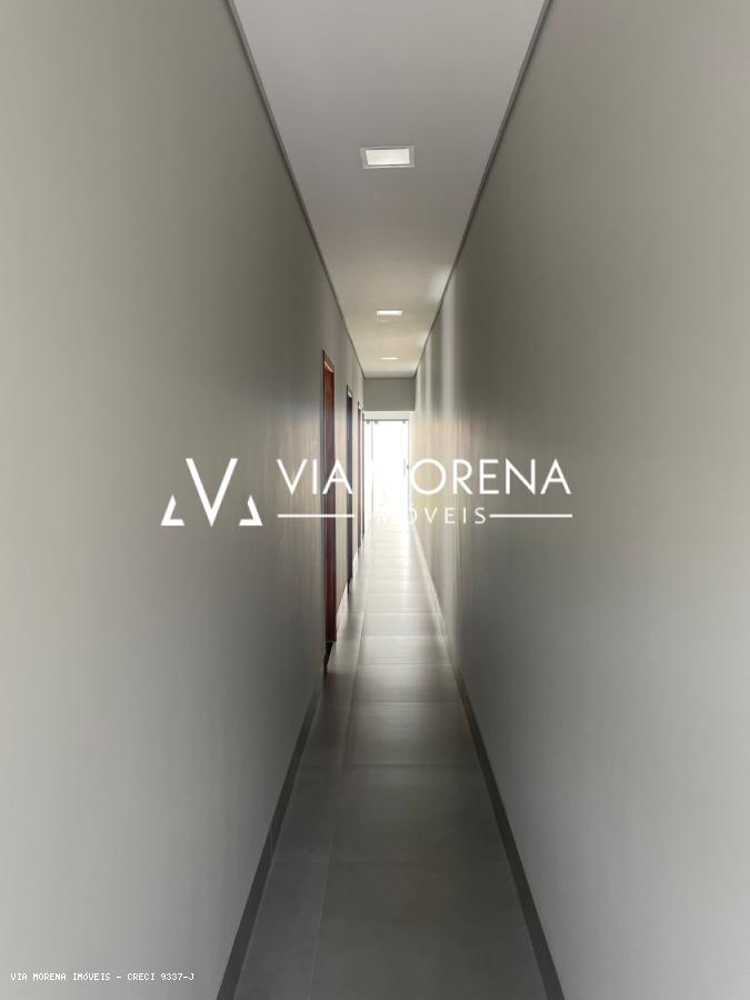 Casa à venda com 3 quartos, 180m² - Foto 10