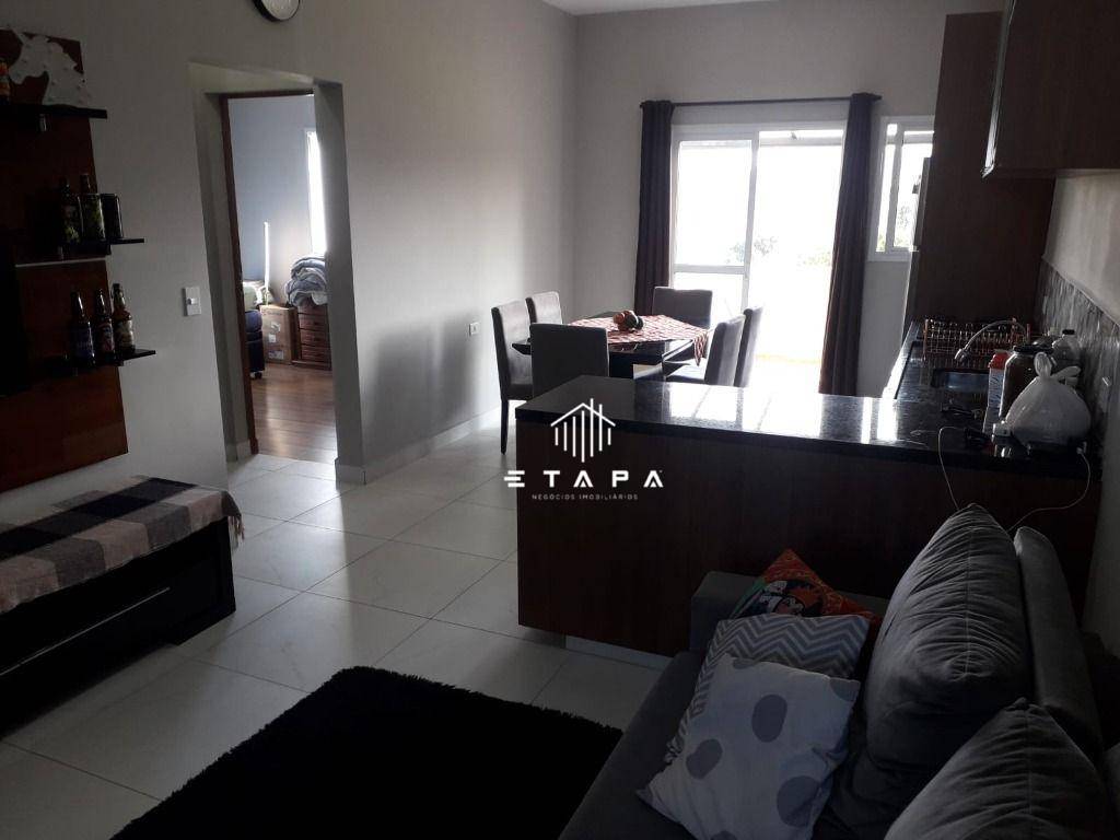 Apartamento à venda com 2 quartos, 64m² - Foto 3