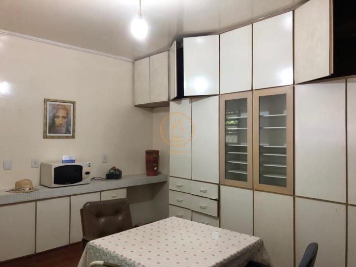 Casa para alugar com 3 quartos, 390m² - Foto 14