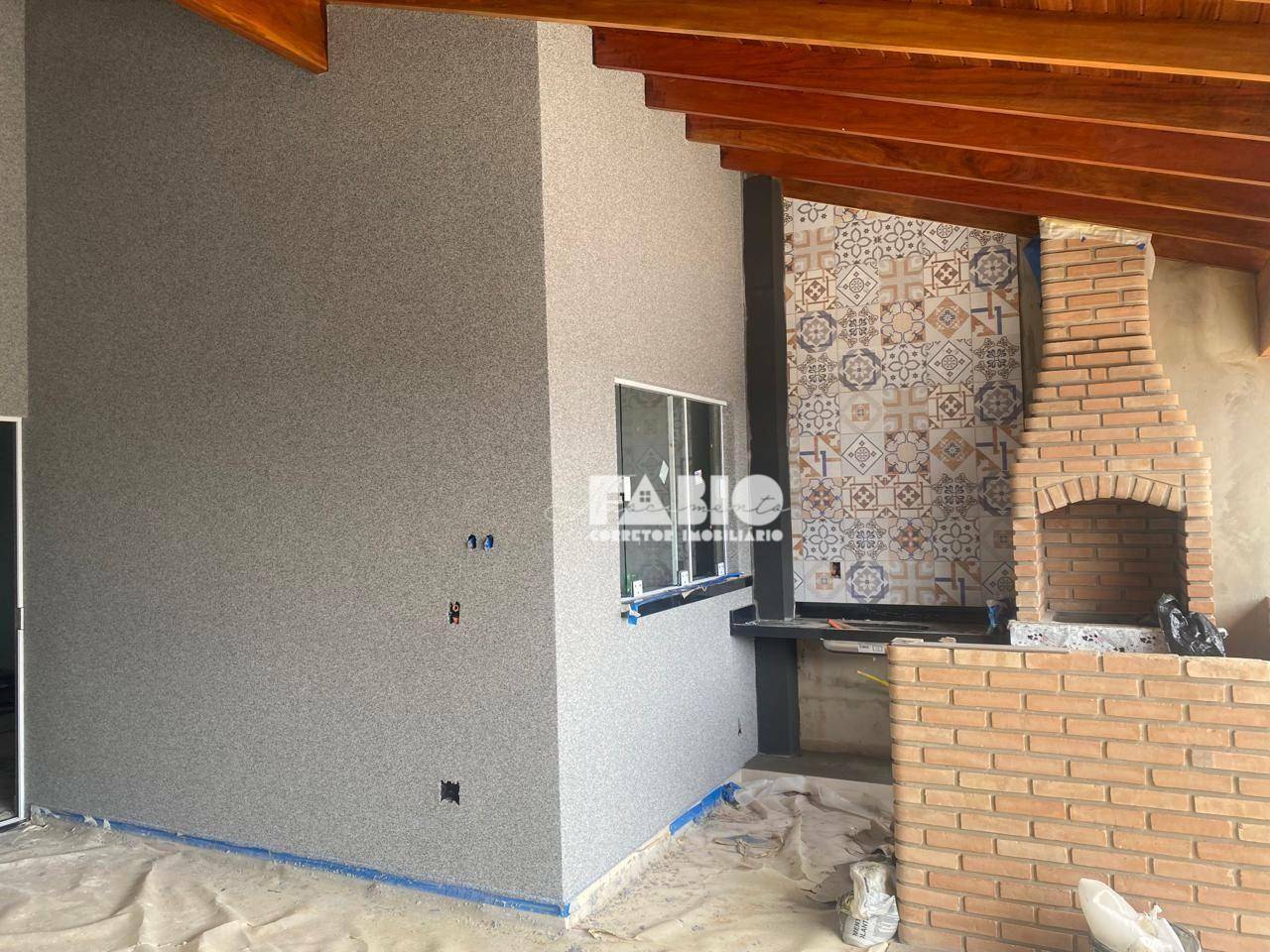 Casa à venda com 2 quartos, 108m² - Foto 2