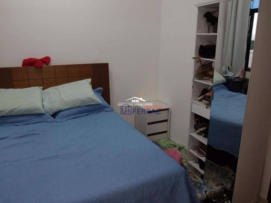 Casa à venda com 3 quartos, 200m² - Foto 3