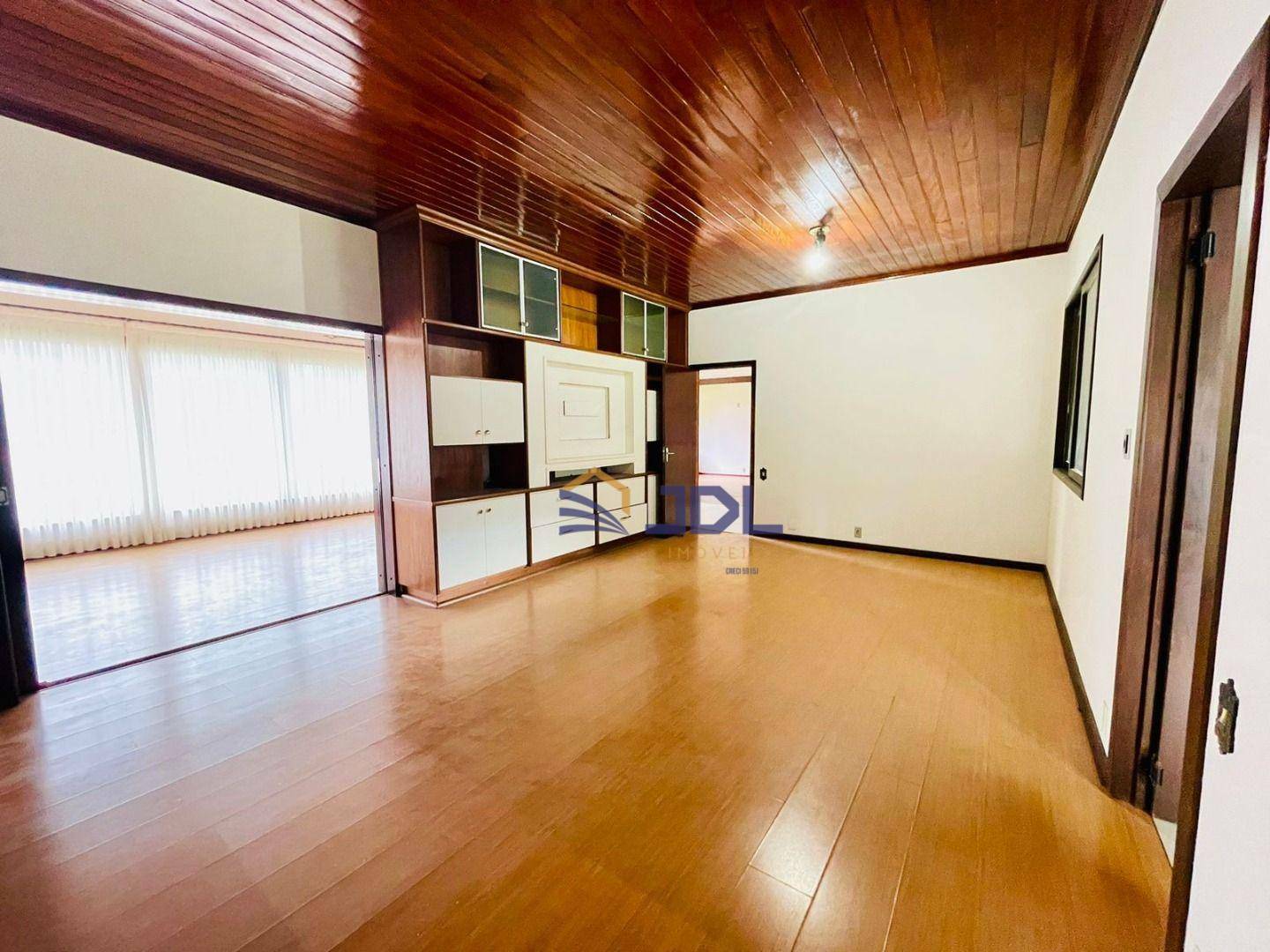 Casa à venda com 4 quartos, 292m² - Foto 7