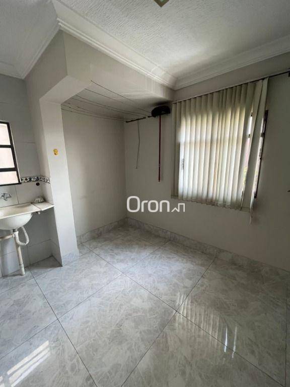 Apartamento à venda com 2 quartos, 67m² - Foto 7