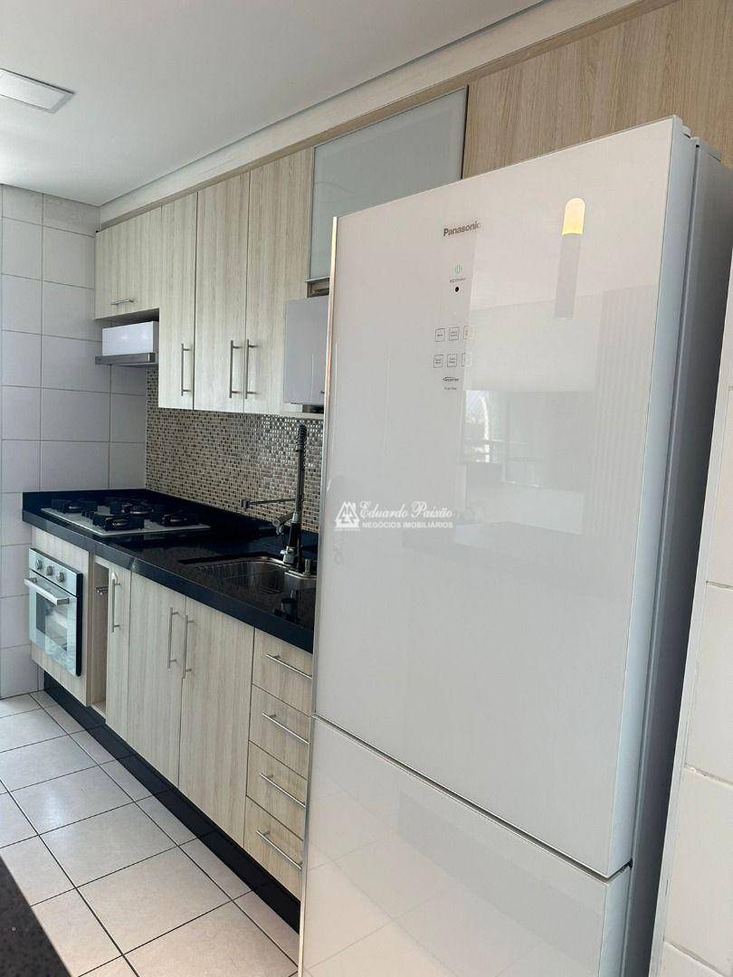 Apartamento à venda com 2 quartos, 63m² - Foto 10