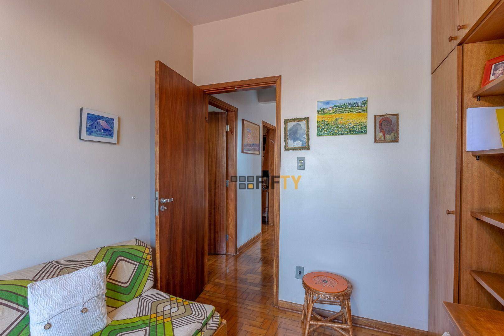 Casa à venda com 3 quartos, 180m² - Foto 25