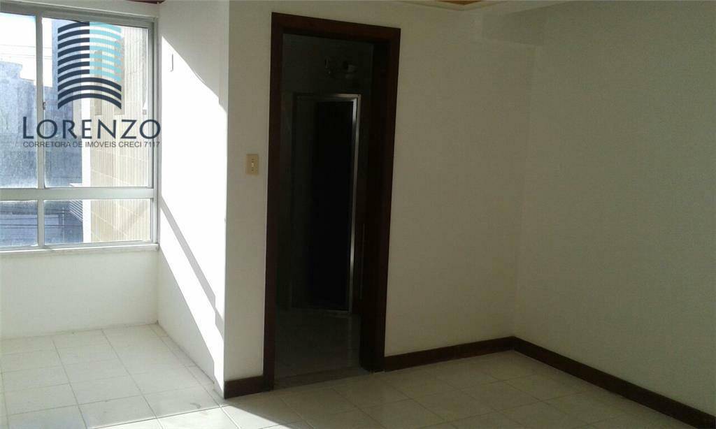 Apartamento à venda com 4 quartos, 244m² - Foto 9