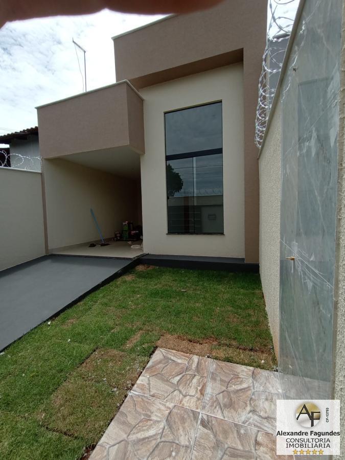 Casa à venda com 2 quartos, 184m² - Foto 3