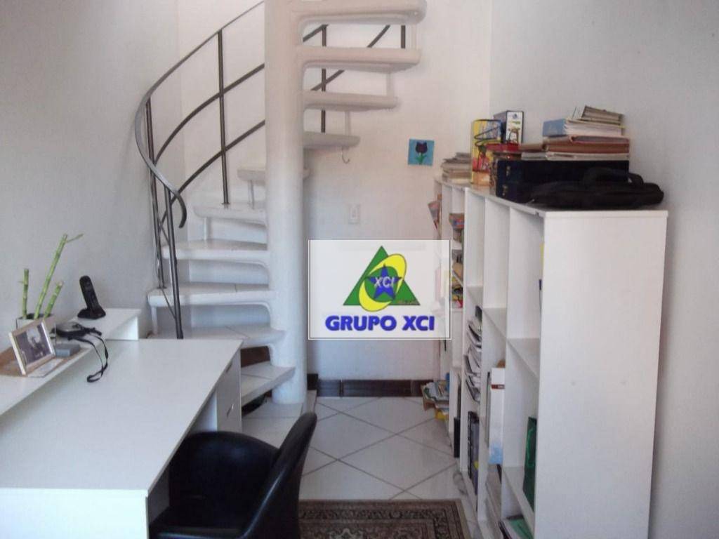 Casa à venda com 3 quartos, 180m² - Foto 4