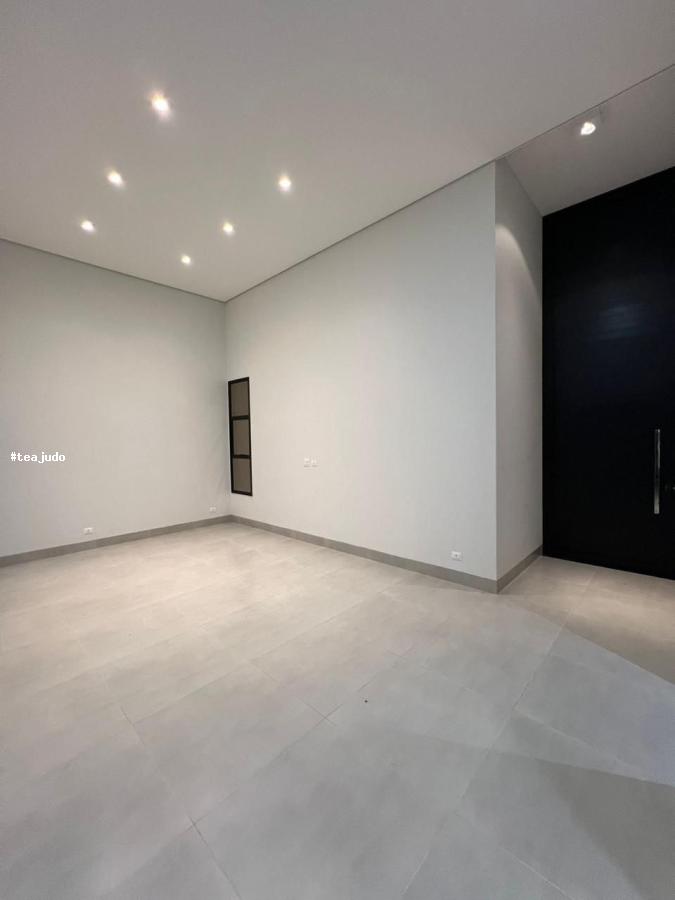 Casa à venda com 3 quartos, 300m² - Foto 9