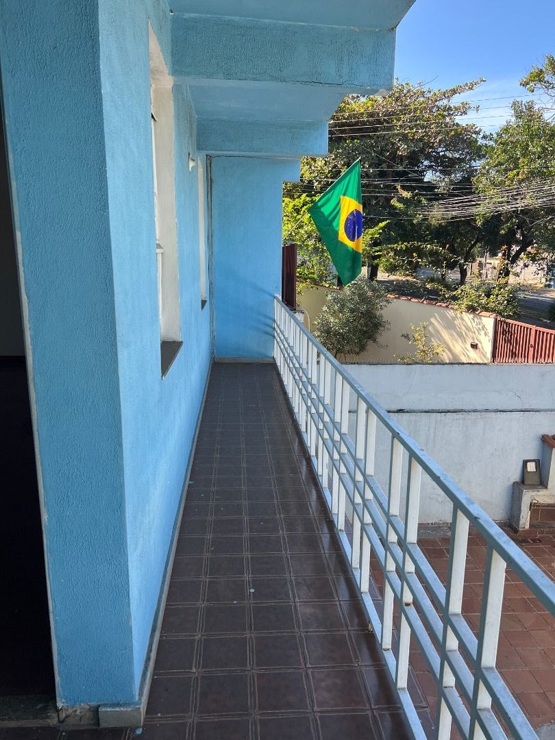 Casa à venda com 4 quartos, 230m² - Foto 26