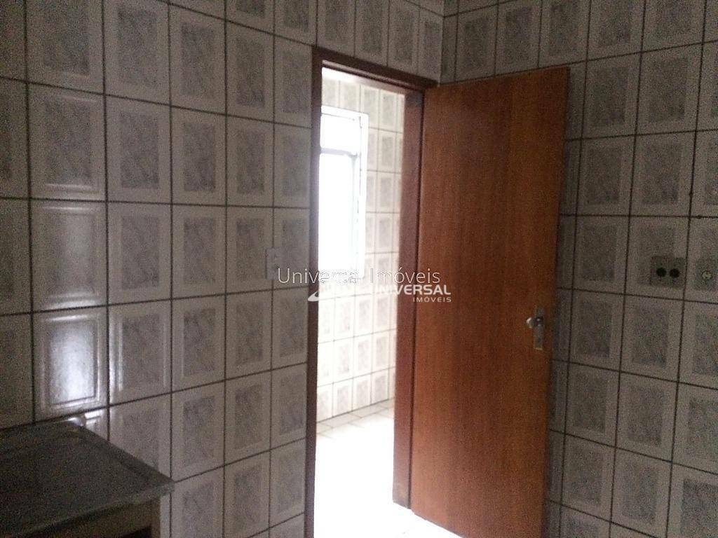 Apartamento para alugar com 2 quartos, 107m² - Foto 19