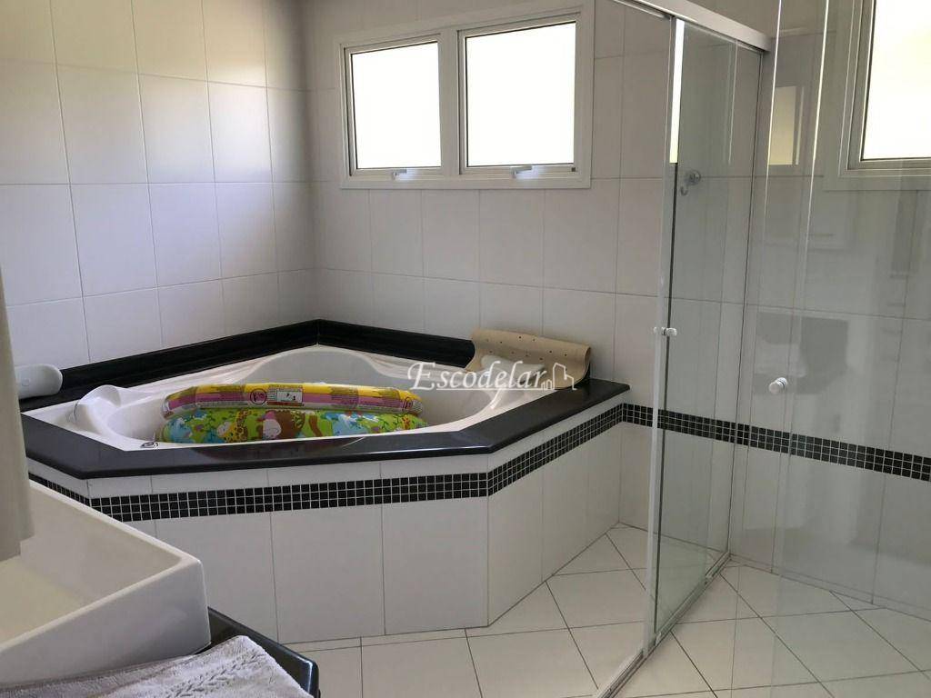 Casa de Condomínio à venda com 4 quartos, 400m² - Foto 28