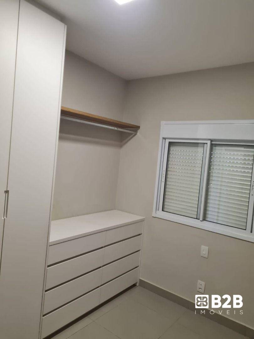 Apartamento à venda com 2 quartos, 56m² - Foto 13