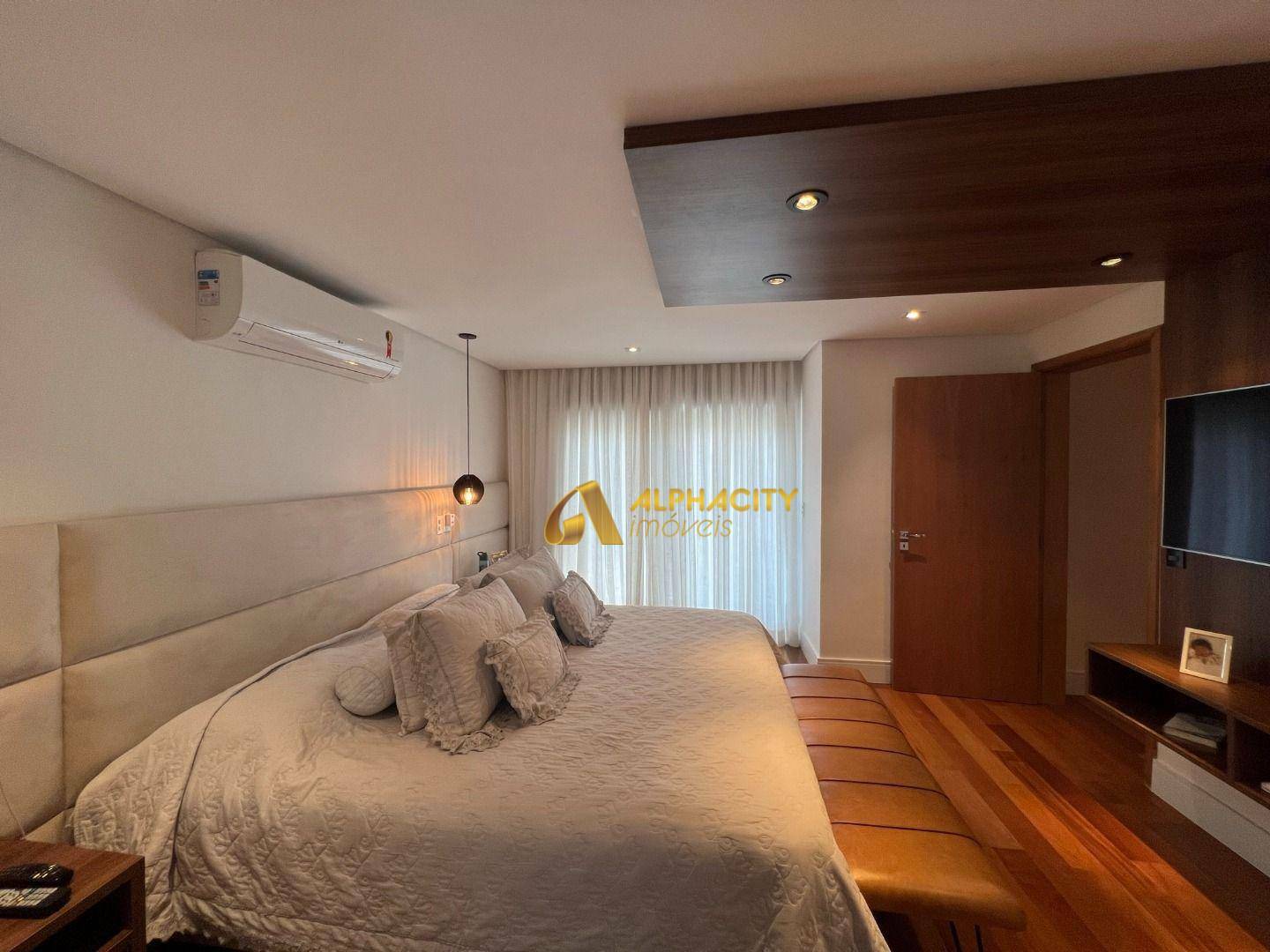 Casa de Condomínio à venda com 5 quartos, 330m² - Foto 25