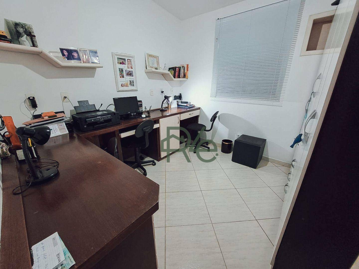 Casa de Condomínio à venda com 3 quartos, 300M2 - Foto 5