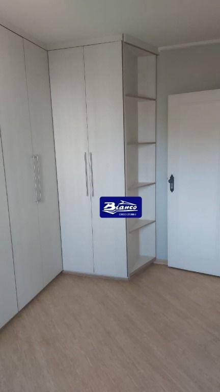Apartamento à venda com 2 quartos, 60m² - Foto 17