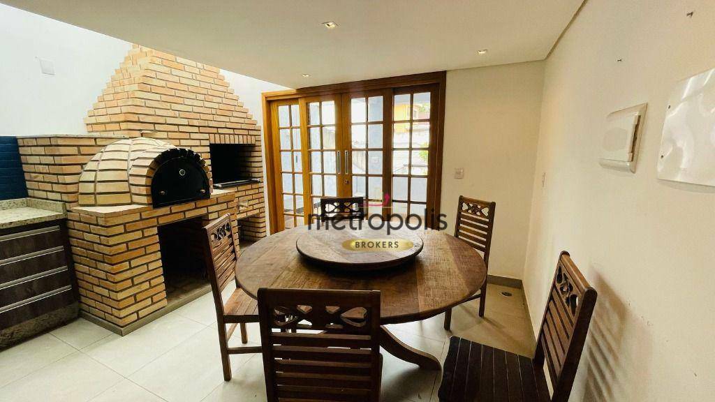 Sobrado para alugar com 3 quartos, 254m² - Foto 23