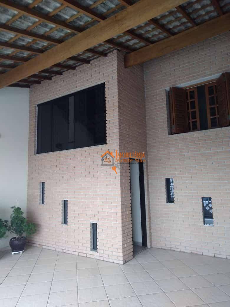 Casa à venda com 3 quartos, 170m² - Foto 2