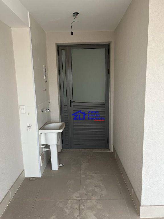 Apartamento à venda com 2 quartos, 68m² - Foto 24