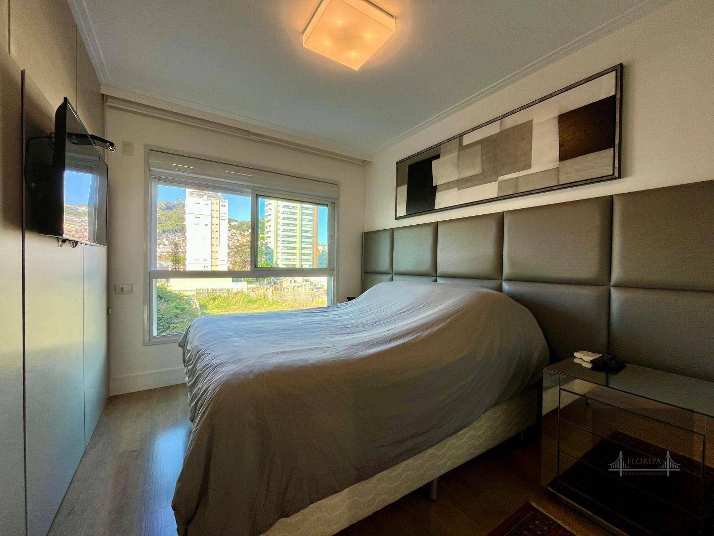 Apartamento à venda com 2 quartos, 102m² - Foto 17