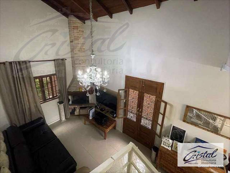 Casa à venda com 3 quartos, 180m² - Foto 4