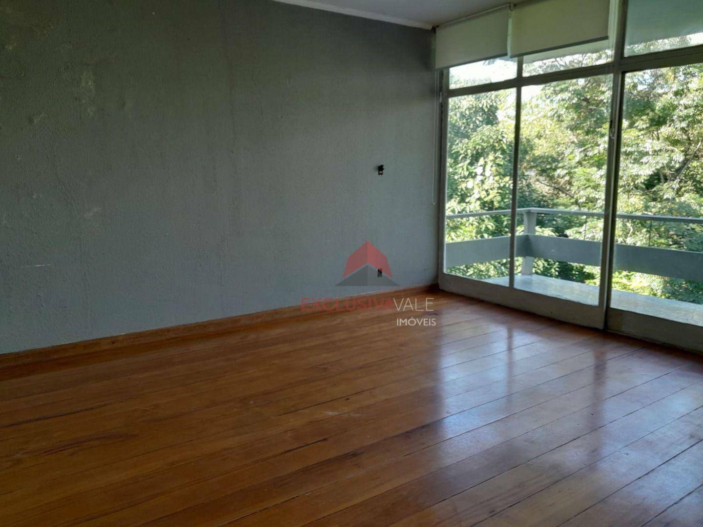 Casa à venda com 4 quartos, 585m² - Foto 4