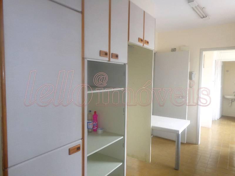 Apartamento para alugar com 3 quartos, 260m² - Foto 14