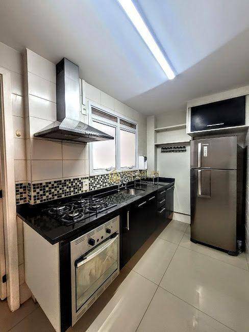 Apartamento à venda com 2 quartos, 90m² - Foto 5