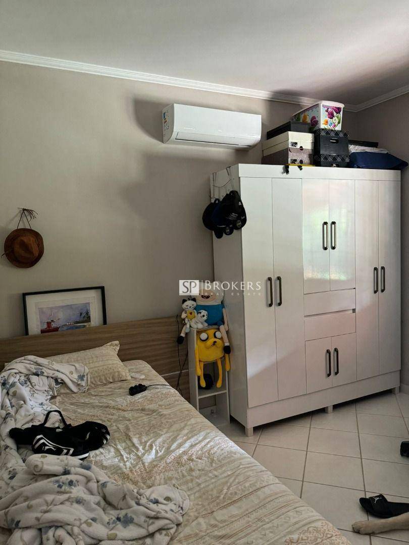 Chácara à venda com 2 quartos, 240m² - Foto 17