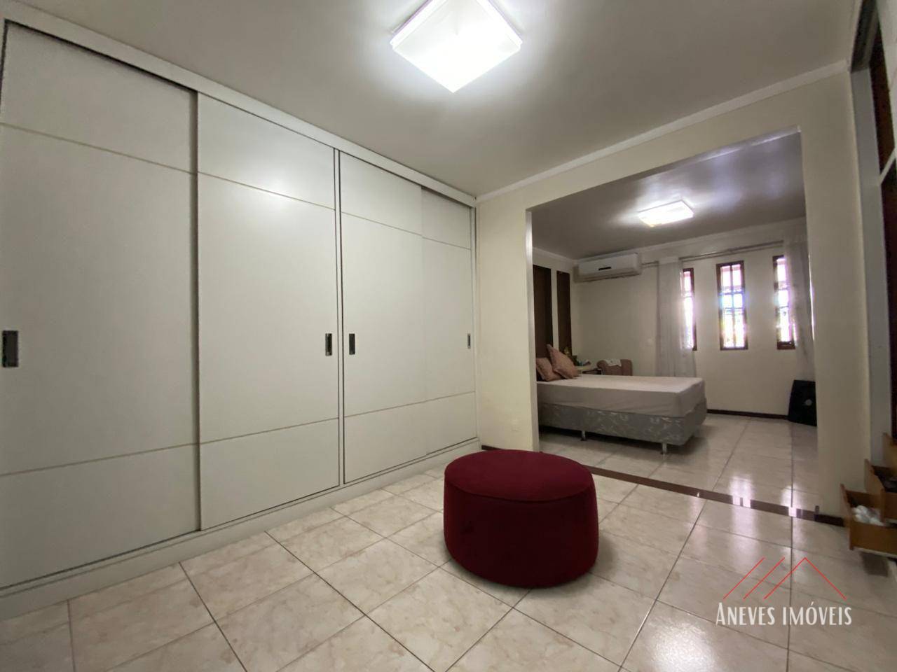 Casa à venda com 3 quartos, 450m² - Foto 18