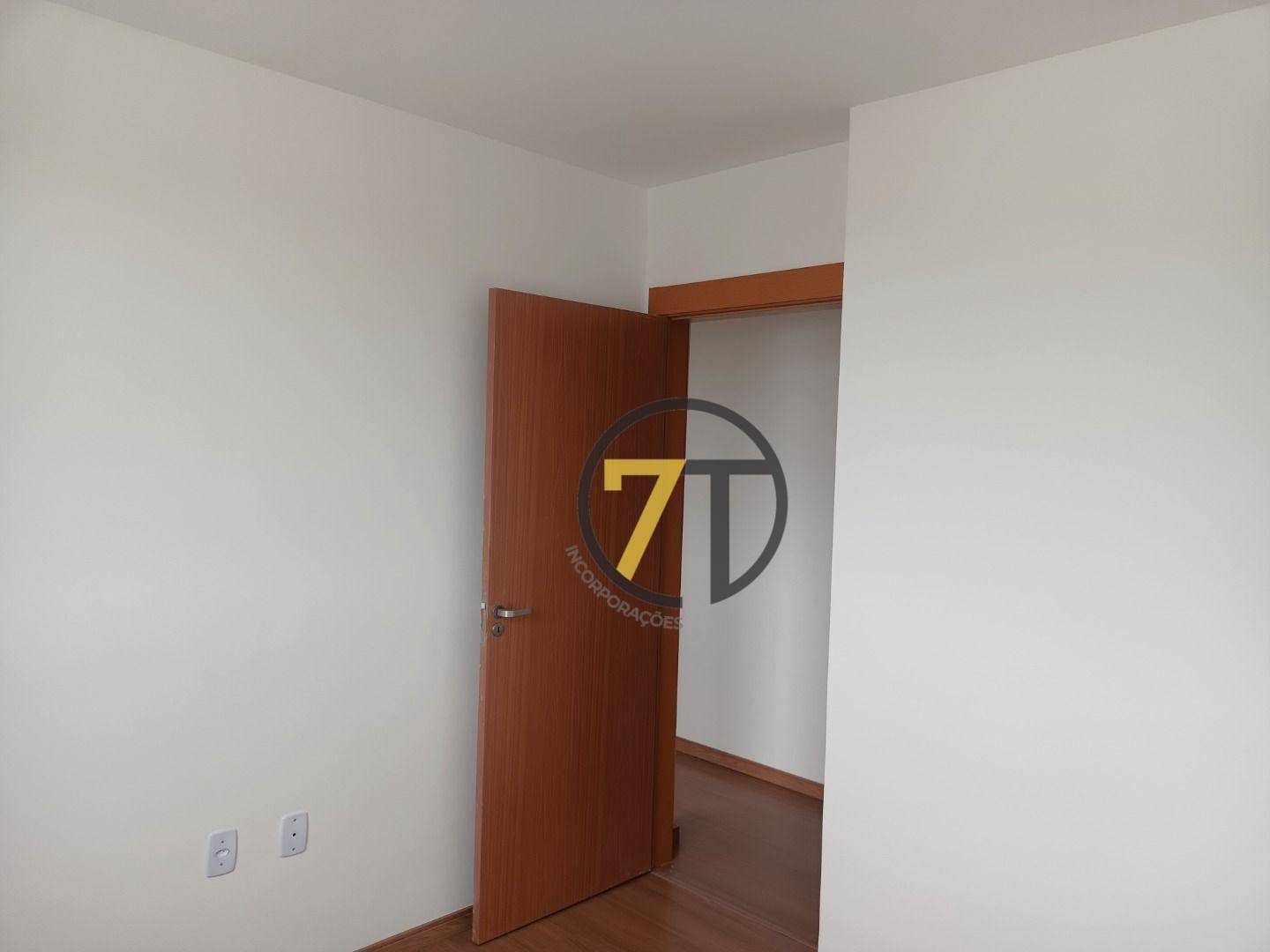 Apartamento à venda com 2 quartos, 44m² - Foto 5