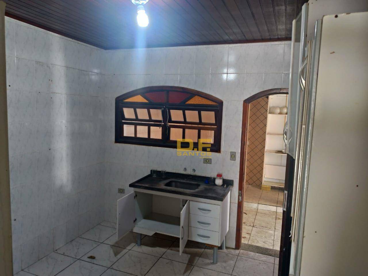 Casa à venda com 2 quartos, 1m² - Foto 12