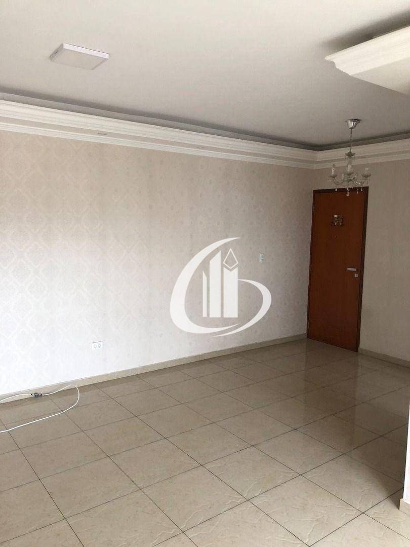 Apartamento para alugar com 3 quartos, 76m² - Foto 21