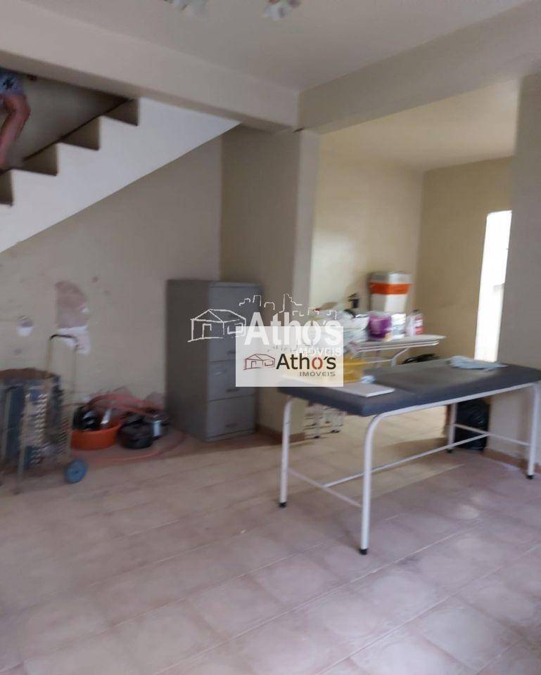 Casa à venda com 5 quartos, 209m² - Foto 22