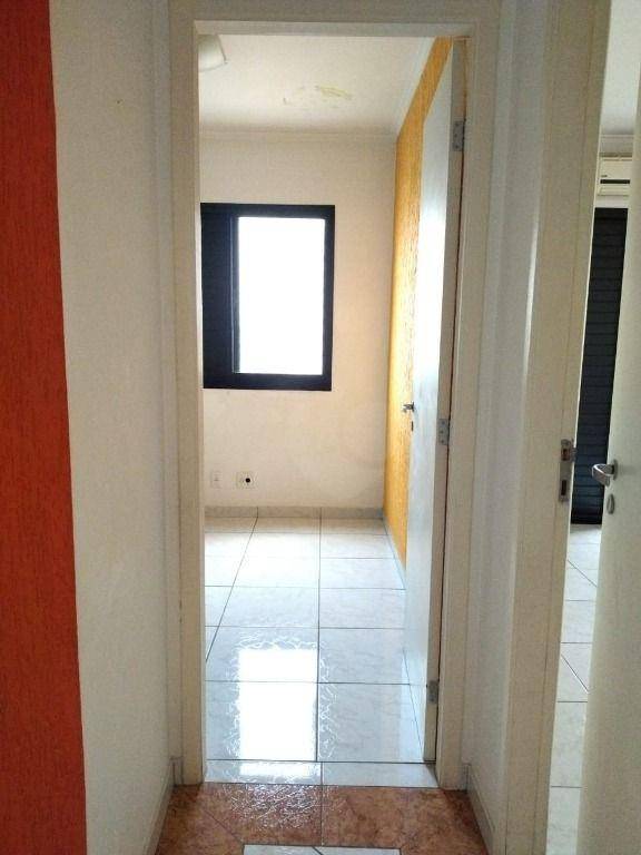 Apartamento para alugar com 2 quartos, 59m² - Foto 12