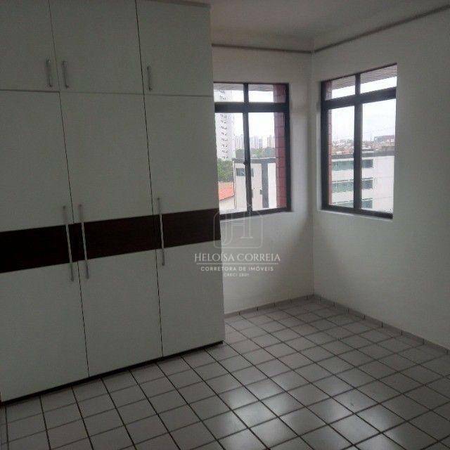 Apartamento para alugar com 3 quartos, 228m² - Foto 9