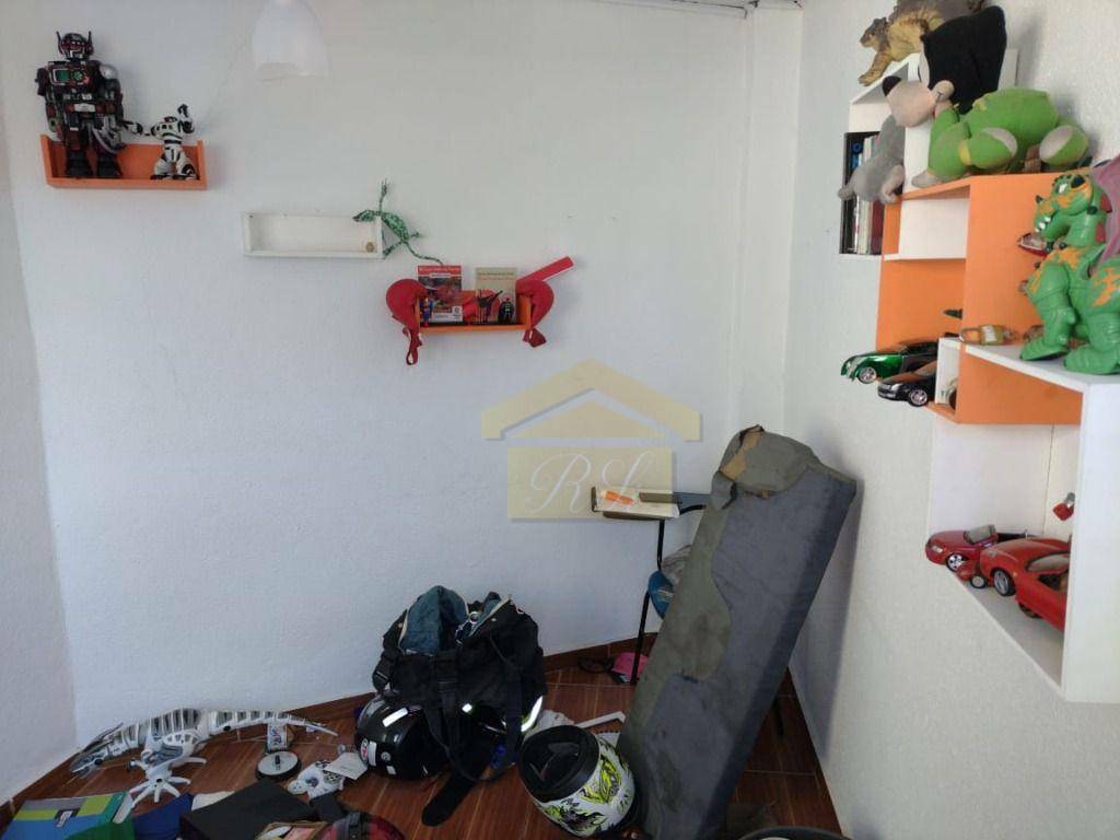 Sobrado à venda com 2 quartos, 100m² - Foto 17