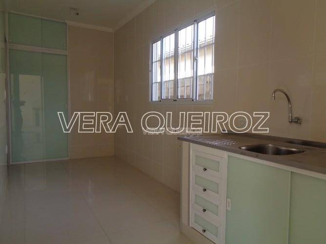 Casa para alugar com 3 quartos, 120m² - Foto 19