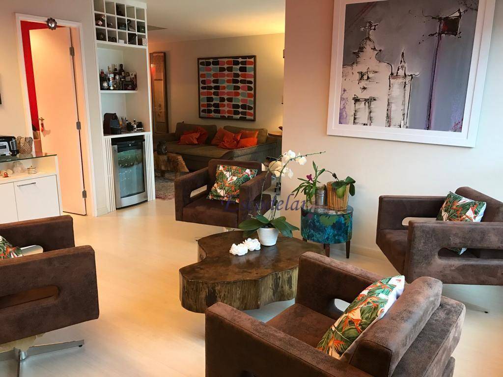 Apartamento à venda com 3 quartos, 185m² - Foto 4