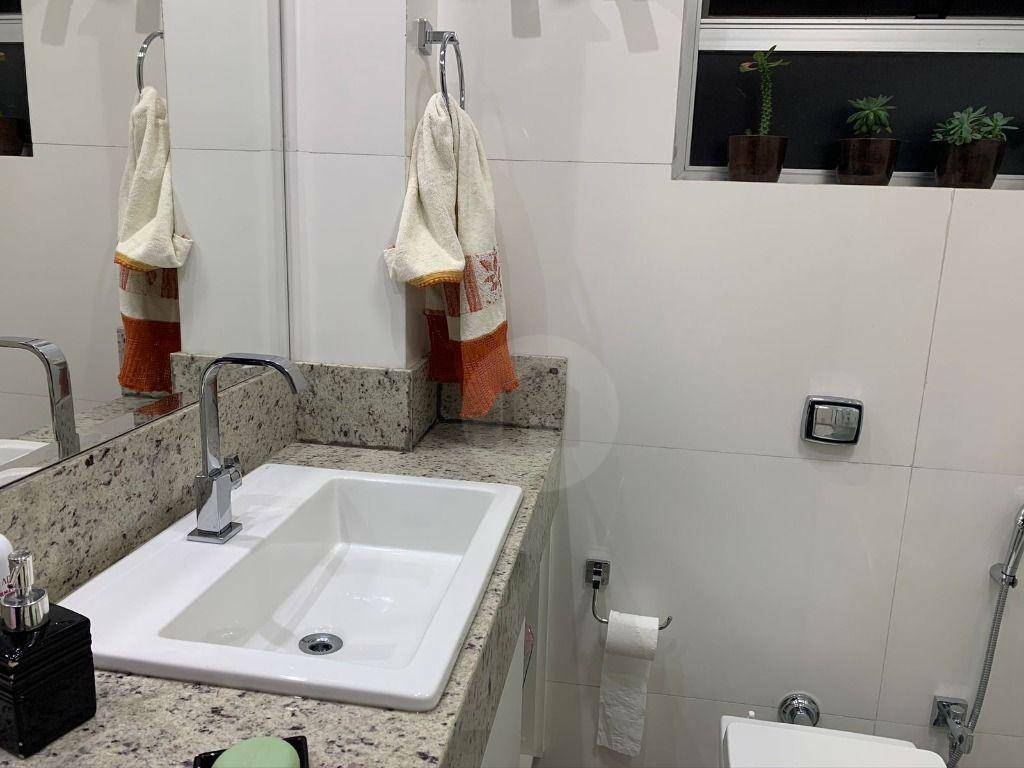 Apartamento à venda com 4 quartos, 130m² - Foto 14