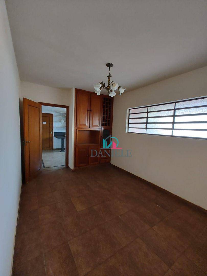 Casa à venda com 3 quartos, 265m² - Foto 9