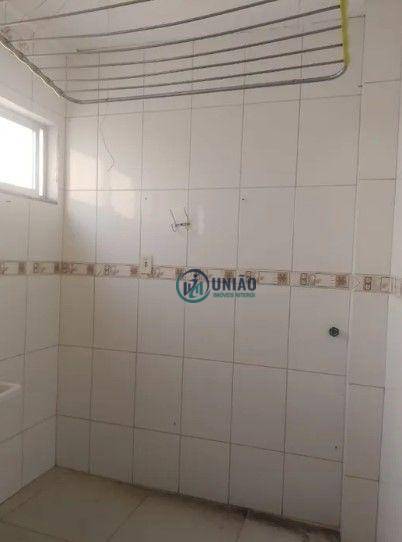 Apartamento à venda com 2 quartos, 70m² - Foto 11