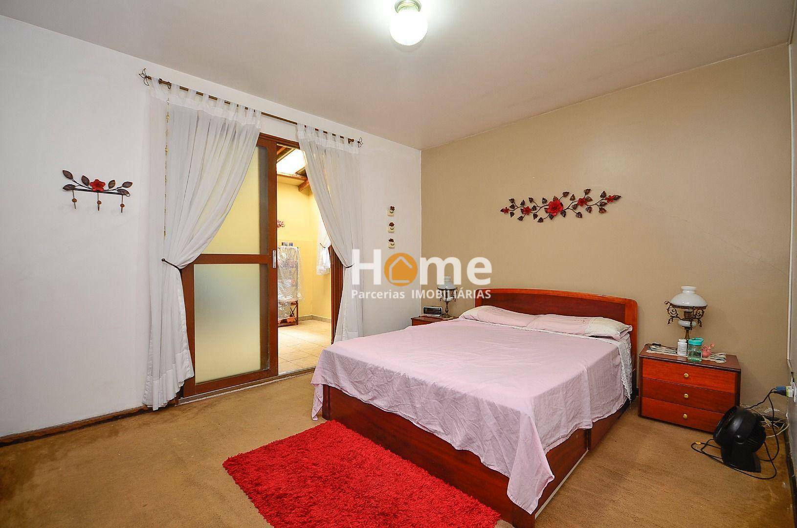 Casa à venda com 3 quartos, 300m² - Foto 31