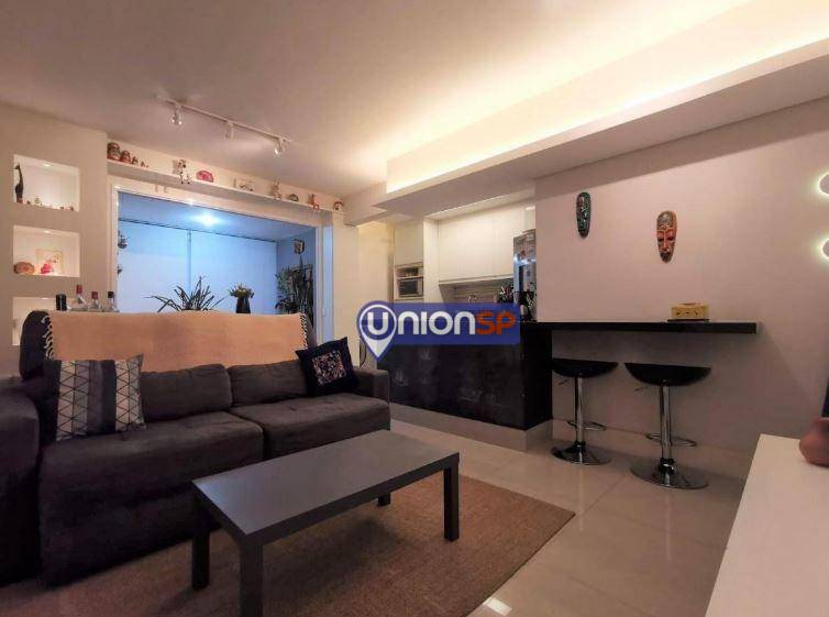 Apartamento à venda com 2 quartos, 65m² - Foto 1