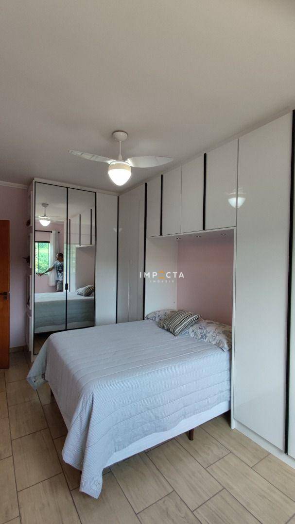 Casa à venda com 3 quartos, 214m² - Foto 28