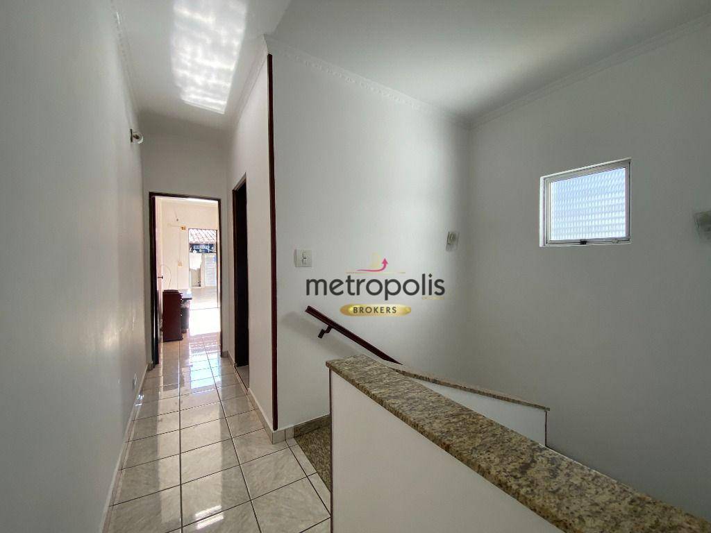 Sobrado à venda com 2 quartos, 203m² - Foto 11